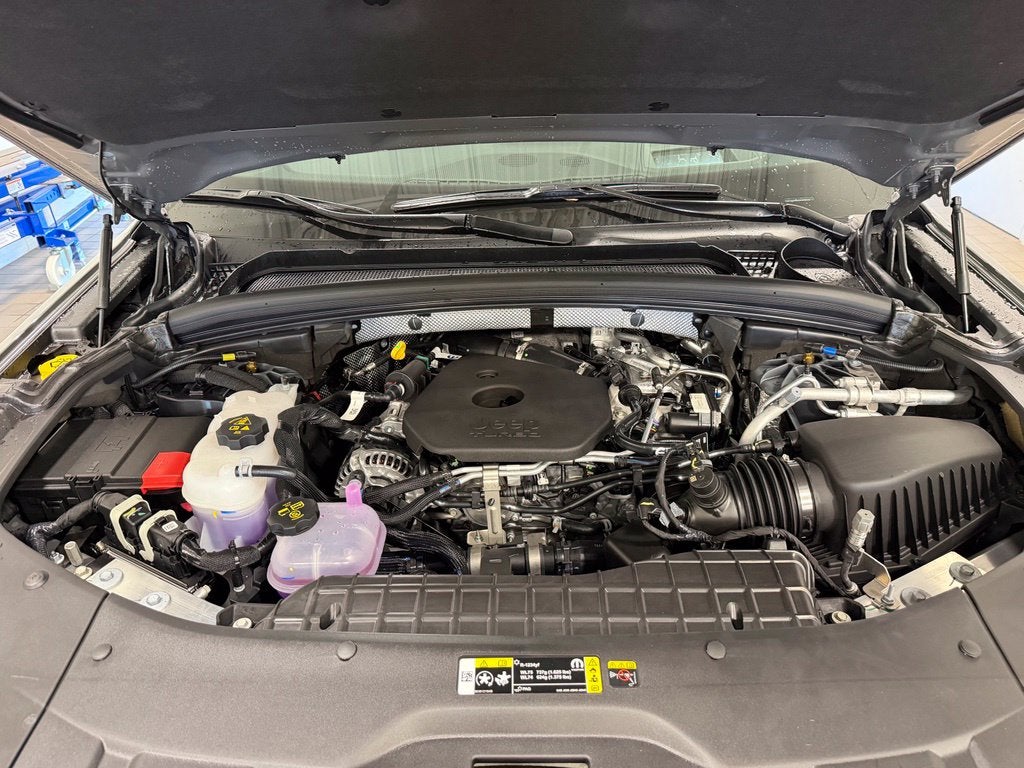 2027 Jeep Grand Cherokee Summit