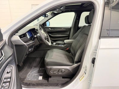 2026 Jeep Grand Cherokee L Laredo