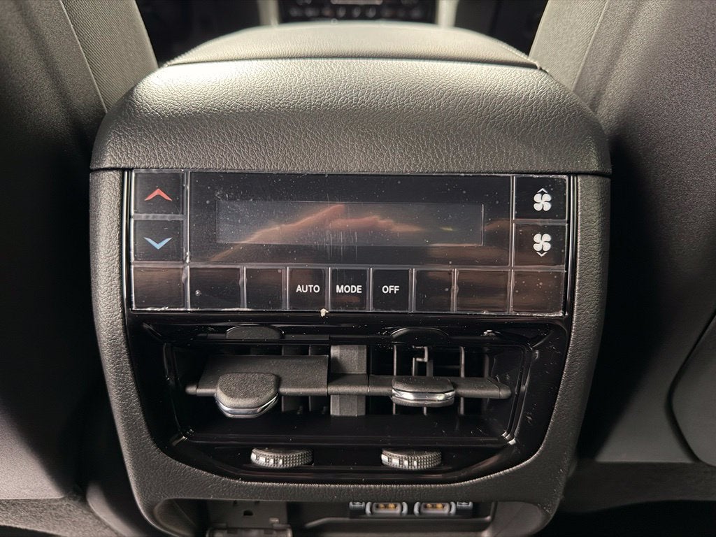 2027 Jeep Grand Cherokee L Laredo X