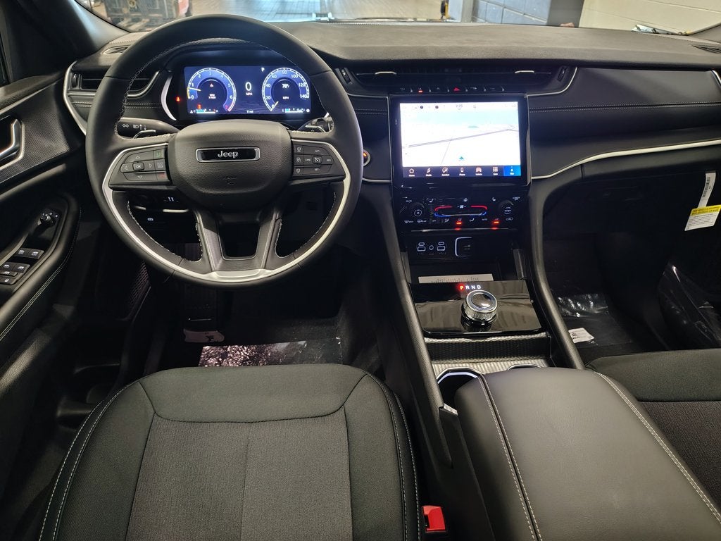 2027 Jeep Grand Cherokee L Laredo X