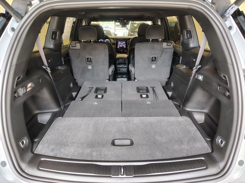 2026 Jeep Grand Cherokee L Laredo