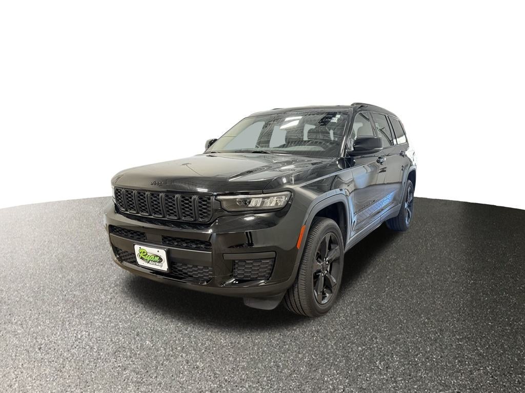 Used 2023 Jeep Grand Cherokee L Altitude with VIN 1C4RJKAGXP8894497 for sale in Buffalo, Minnesota