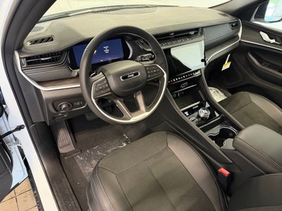 2026 Jeep Grand Cherokee L Laredo Altitude
