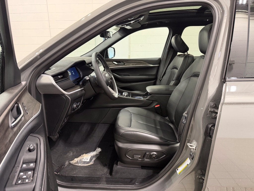 2027 Jeep Grand Cherokee L Limited