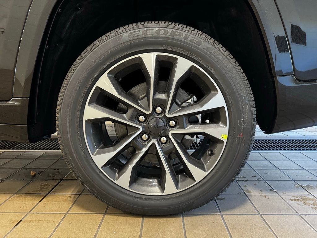 2025 Jeep Grand Cherokee L Overland