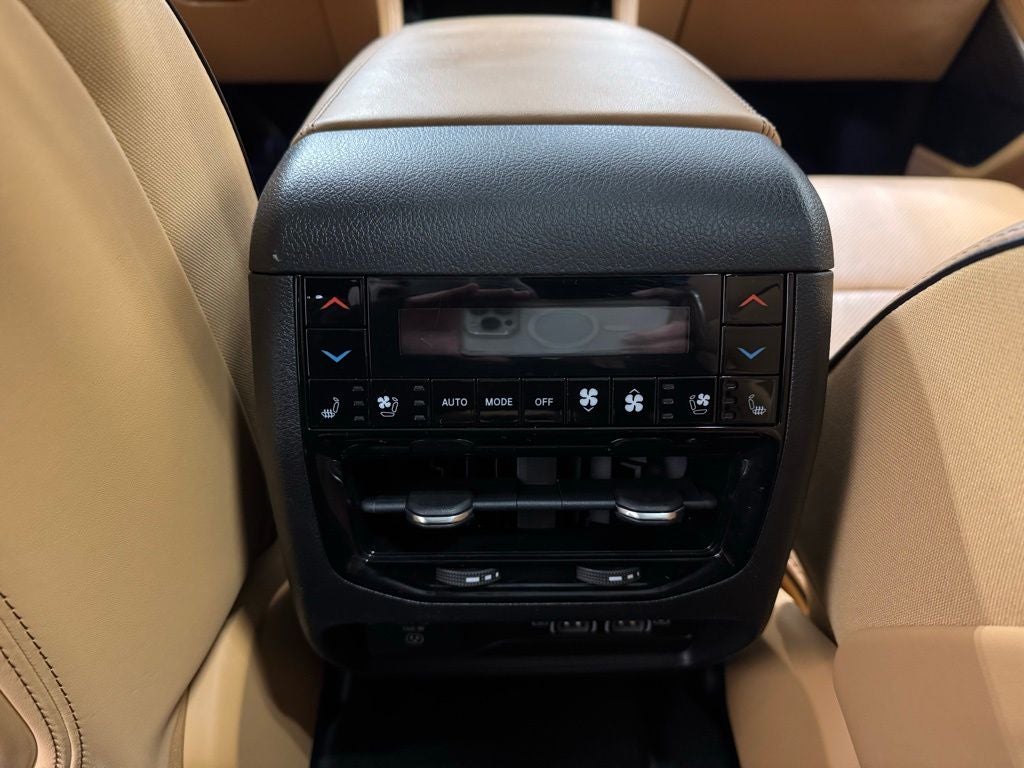 2022 Jeep Grand Cherokee L Summit