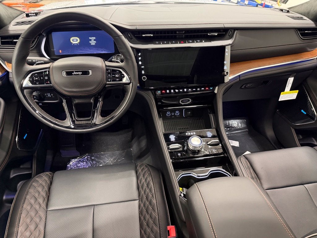 2027 Jeep Grand Cherokee L Summit