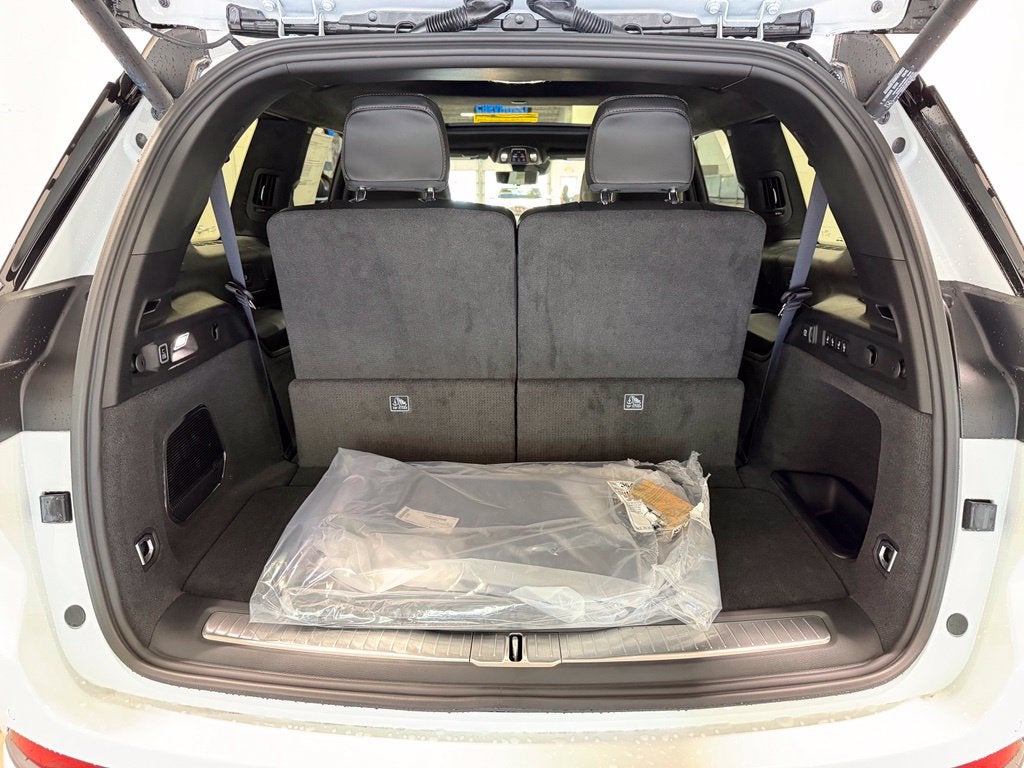 2027 Jeep Grand Cherokee L Summit
