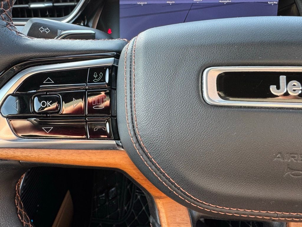 2022 Jeep Grand Cherokee L Summit