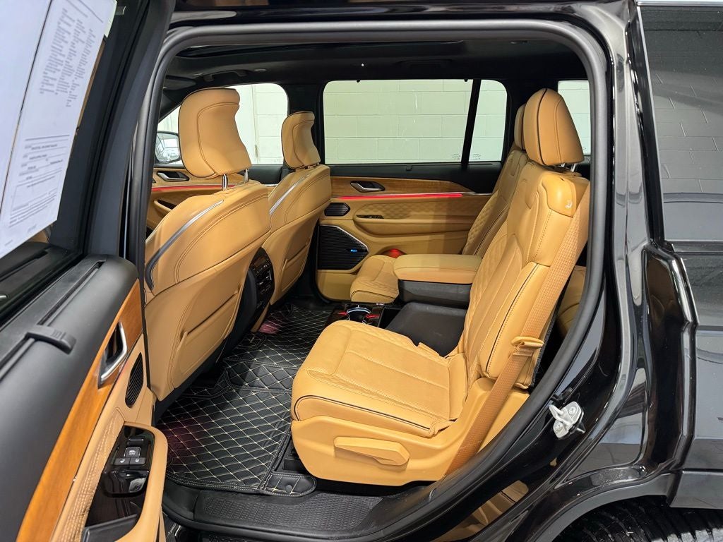 2022 Jeep Grand Cherokee L Summit