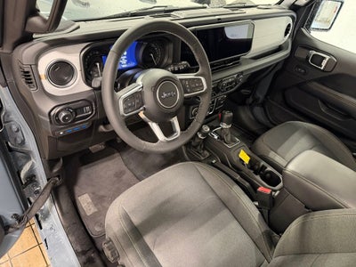 2025 Jeep Wrangler Sahara 4xe