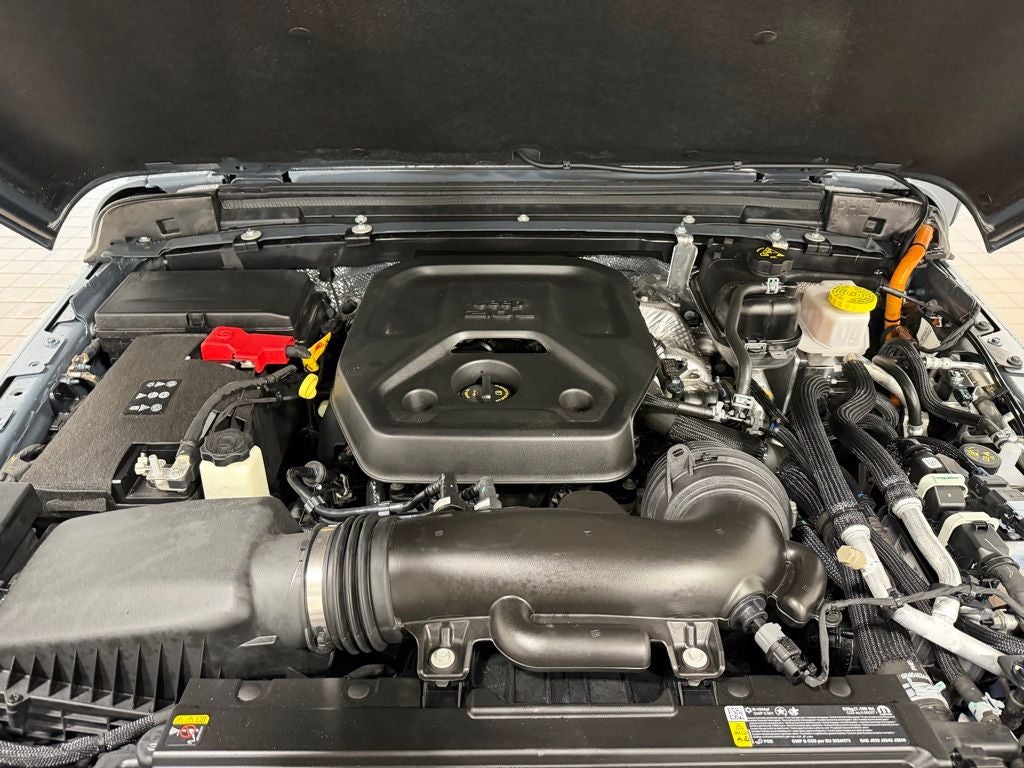 2025 Jeep Wrangler Sahara 4xe