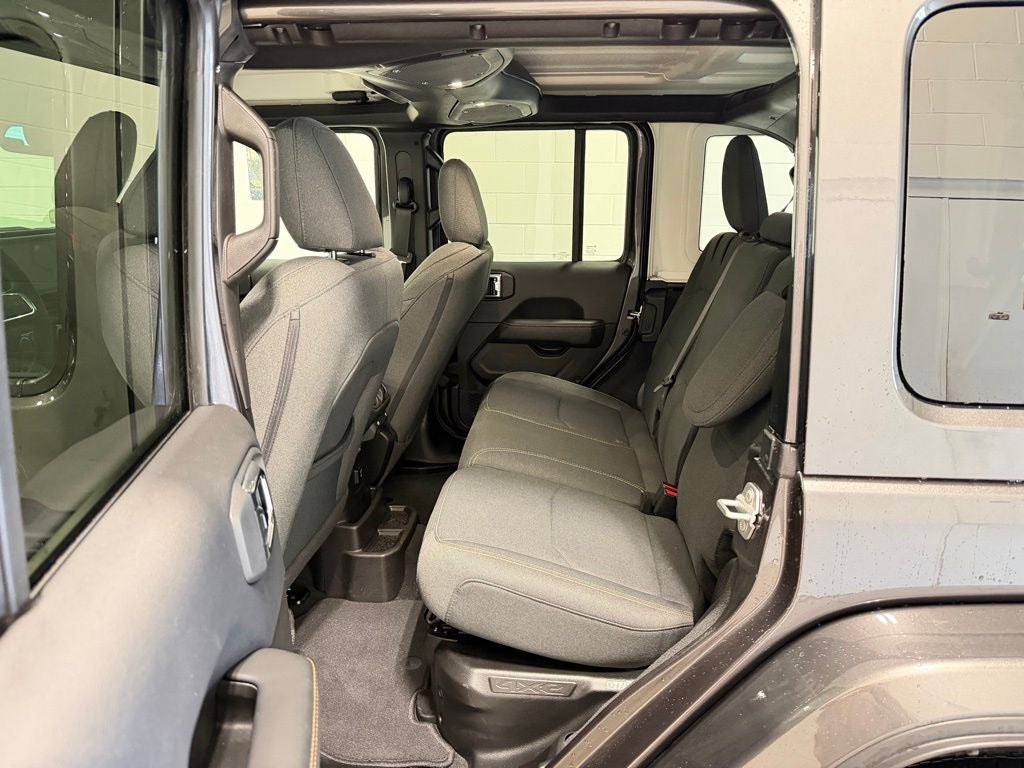 2025 Jeep Wrangler Sahara 4xe