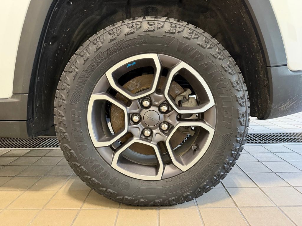 2022 Jeep Grand Cherokee Trailhawk 4xe