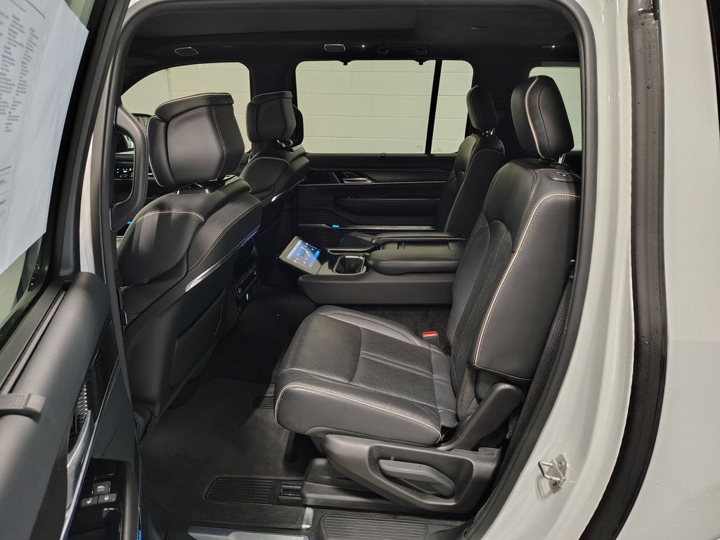 2024 Jeep Grand Wagoneer L Series II