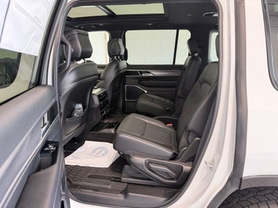 2026 Jeep Grand Wagoneer Upland