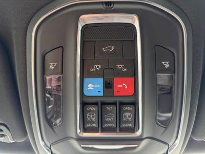 2024 Jeep Wagoneer Base