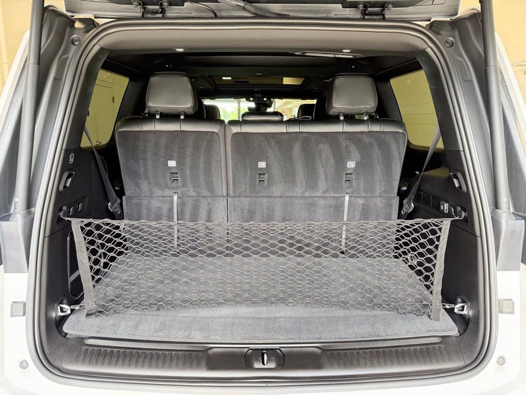 2024 Jeep Wagoneer Base