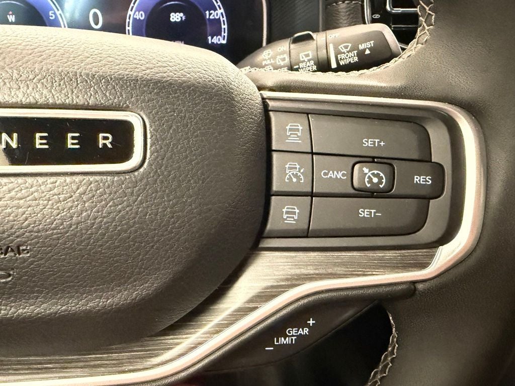 2024 Jeep Wagoneer Series II