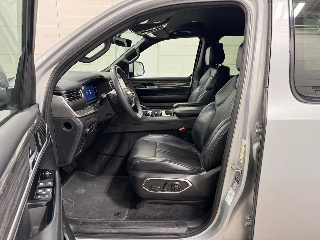 2022 Jeep Wagoneer Series II