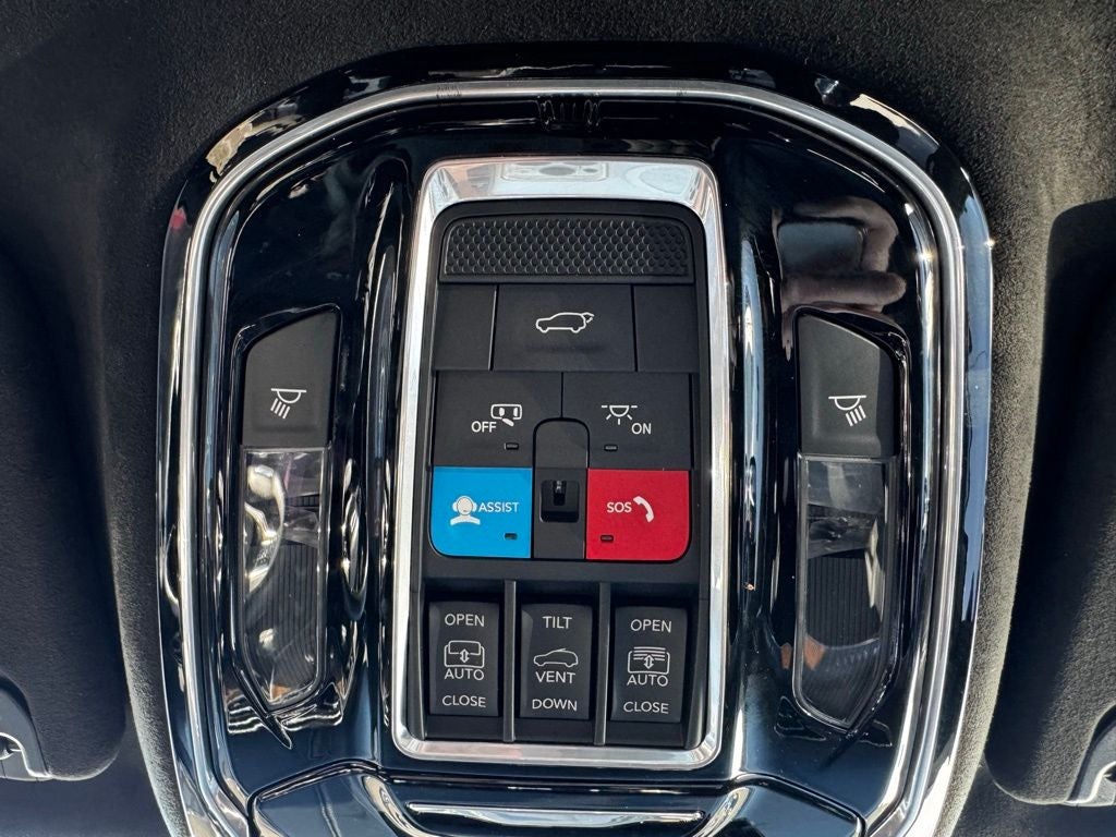 2023 Jeep Grand Wagoneer Series II