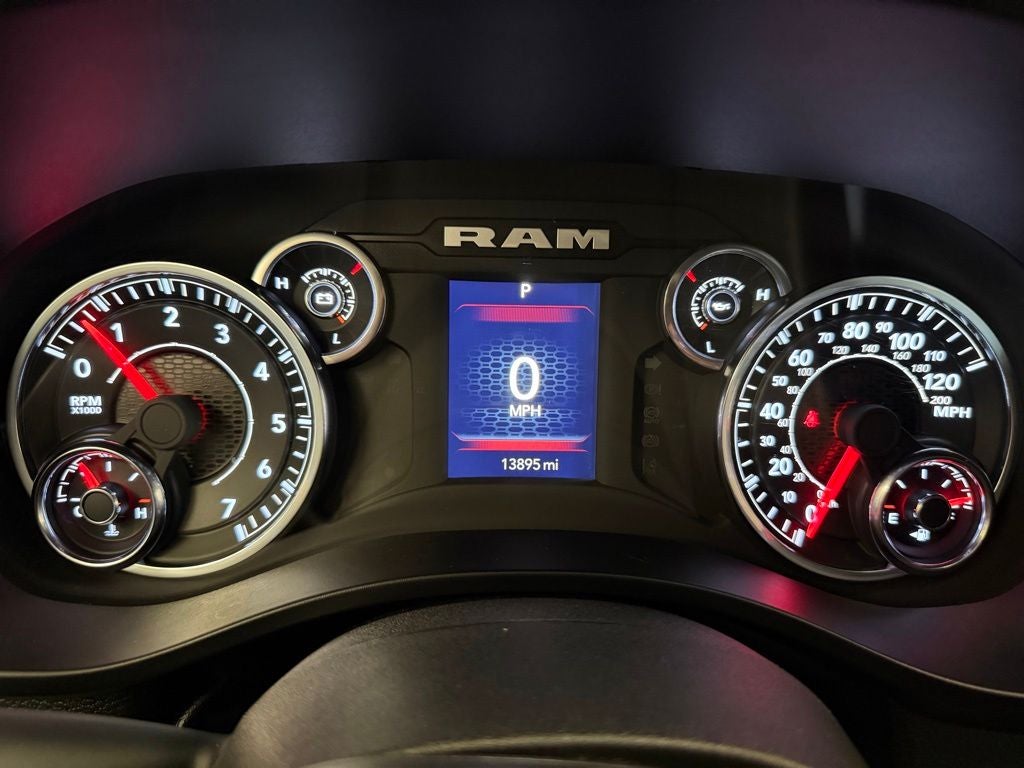 2025 RAM 1500 Big Horn/Lone Star
