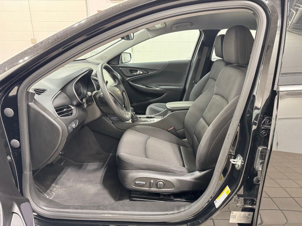 2025 Chevrolet Malibu LT 1LT