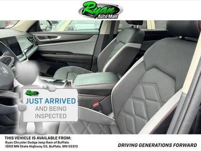 2024 Volkswagen Atlas 2.0T Peak Edition SEL