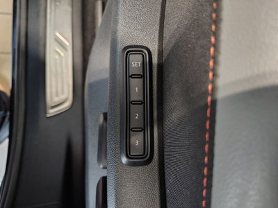 2024 Volkswagen Atlas 2.0T Peak Edition SEL