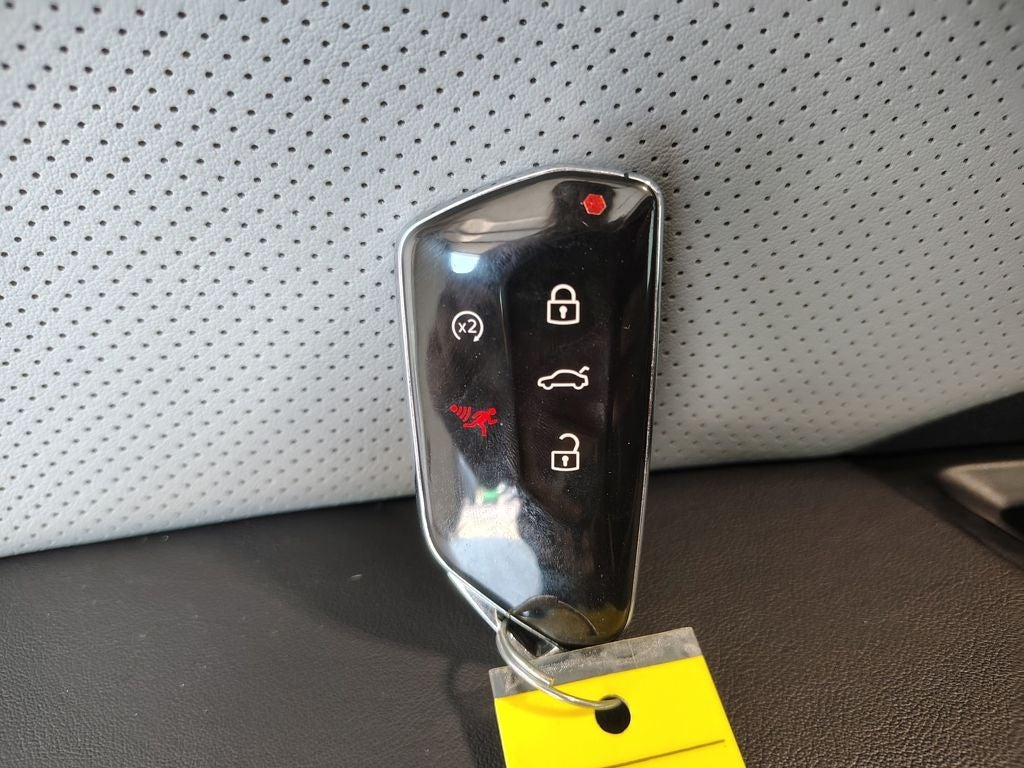 2024 Volkswagen Atlas 2.0T Peak Edition SEL
