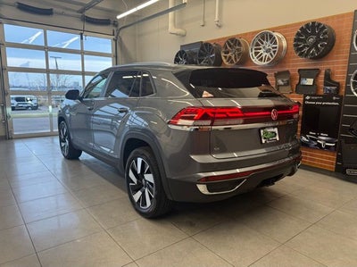 2025 Volkswagen Atlas Cross Sport 2.0T SE w/Technology