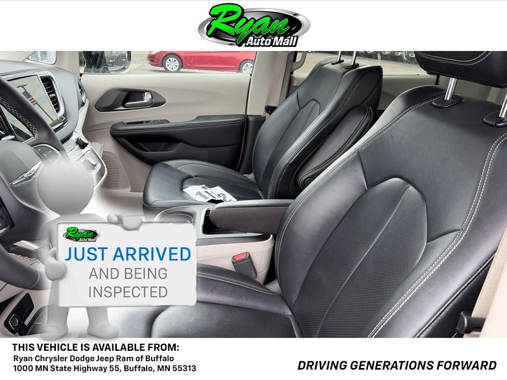 2024 Chrysler Pacifica Touring L