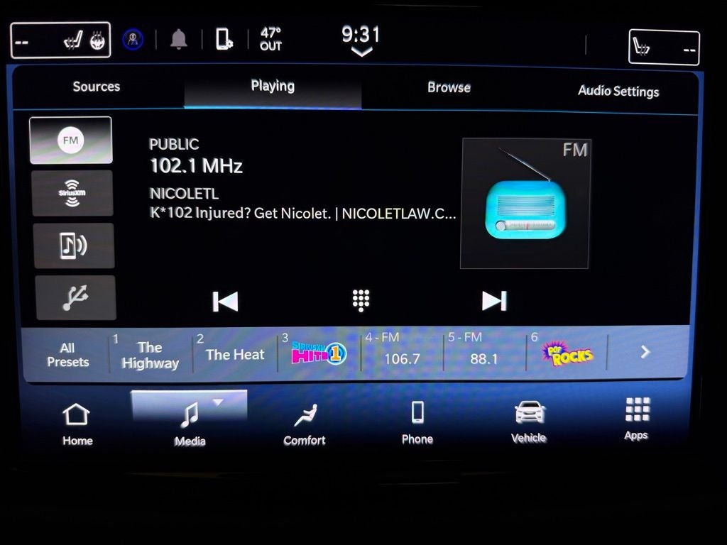 2024 Chrysler Pacifica Touring L