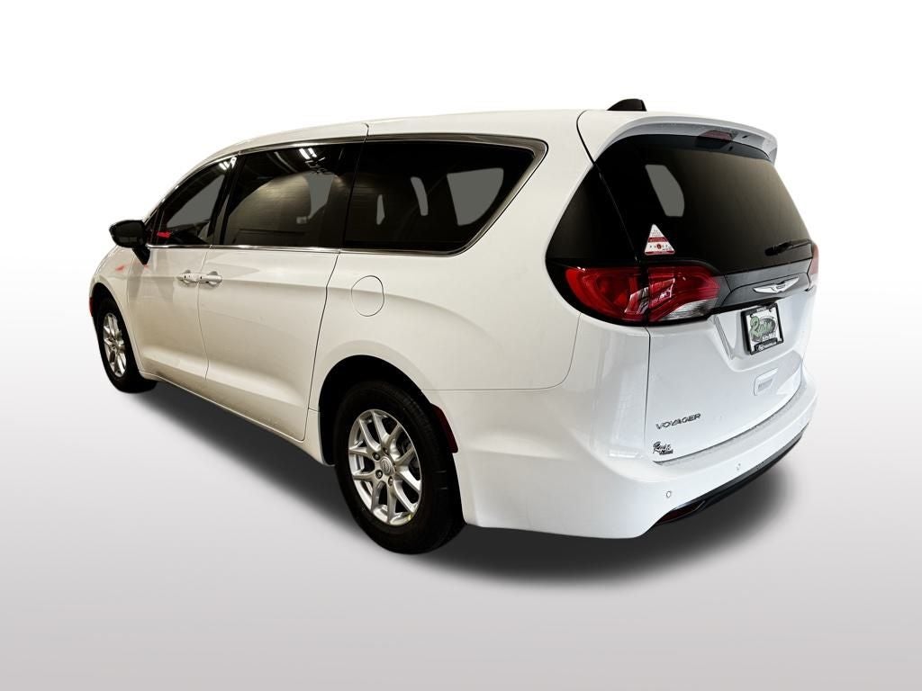 2026 Chrysler Voyager LX
