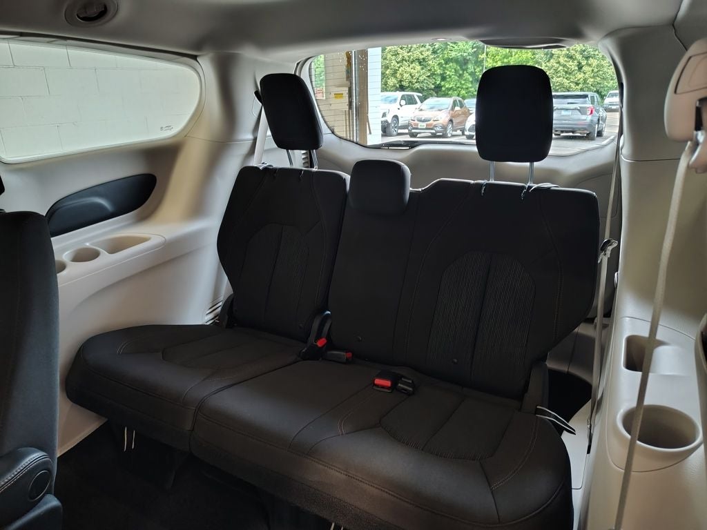 2017 Chrysler Pacifica Touring