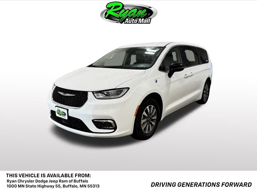 2024 Chrysler Pacifica Hybrid Select