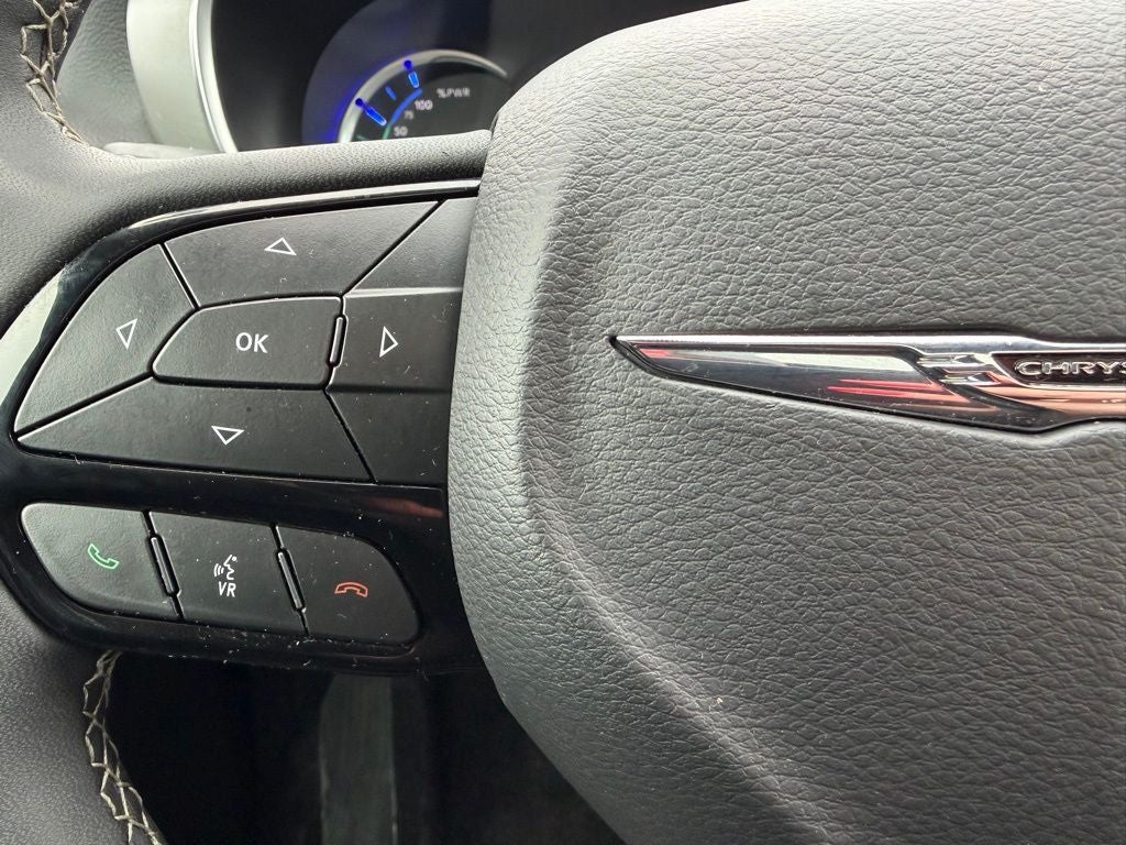 2024 Chrysler Pacifica Hybrid Select