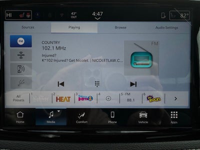 2026 Chrysler Pacifica Select