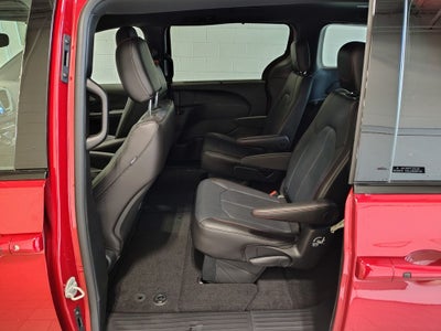 2027 Chrysler Pacifica Select America250 Edition