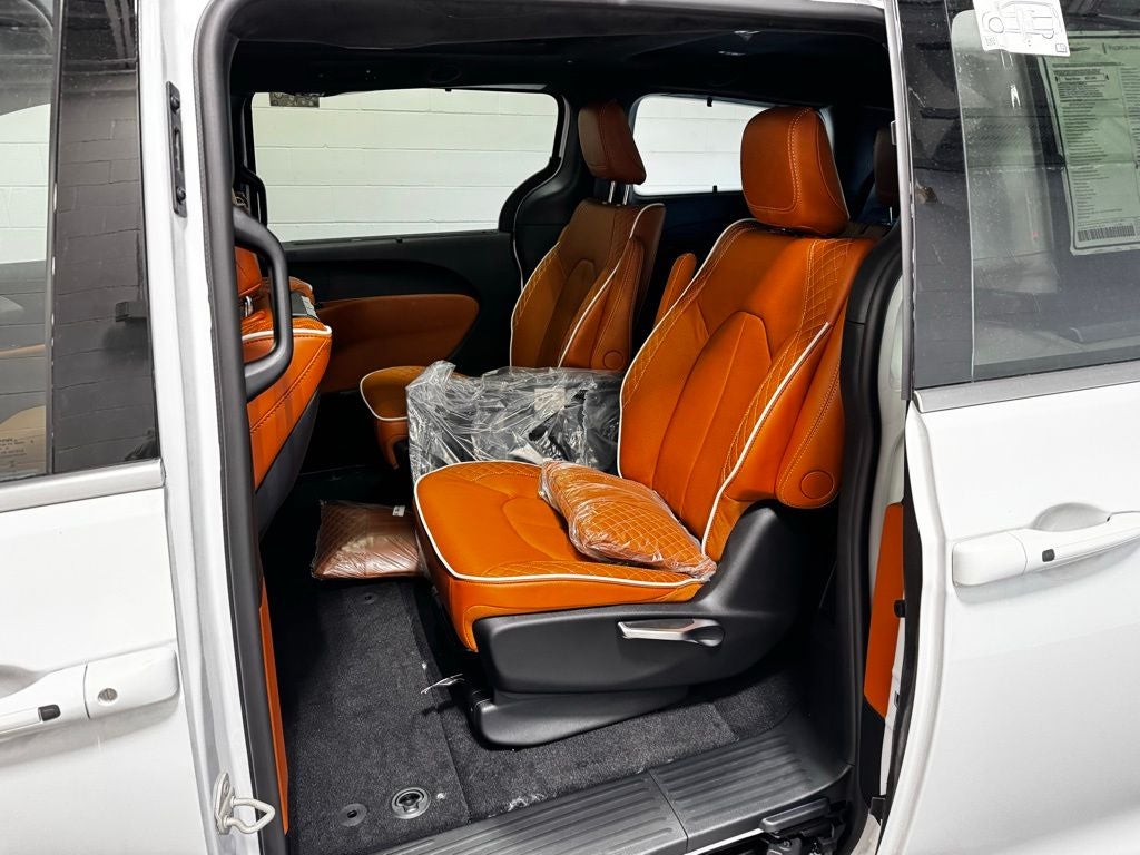 2026 Chrysler Pacifica Pinnacle