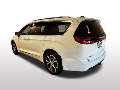 2026 Chrysler Pacifica Pinnacle