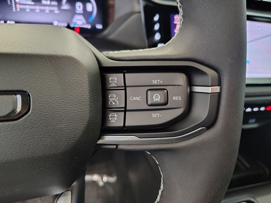 2026 Jeep Cherokee Overland