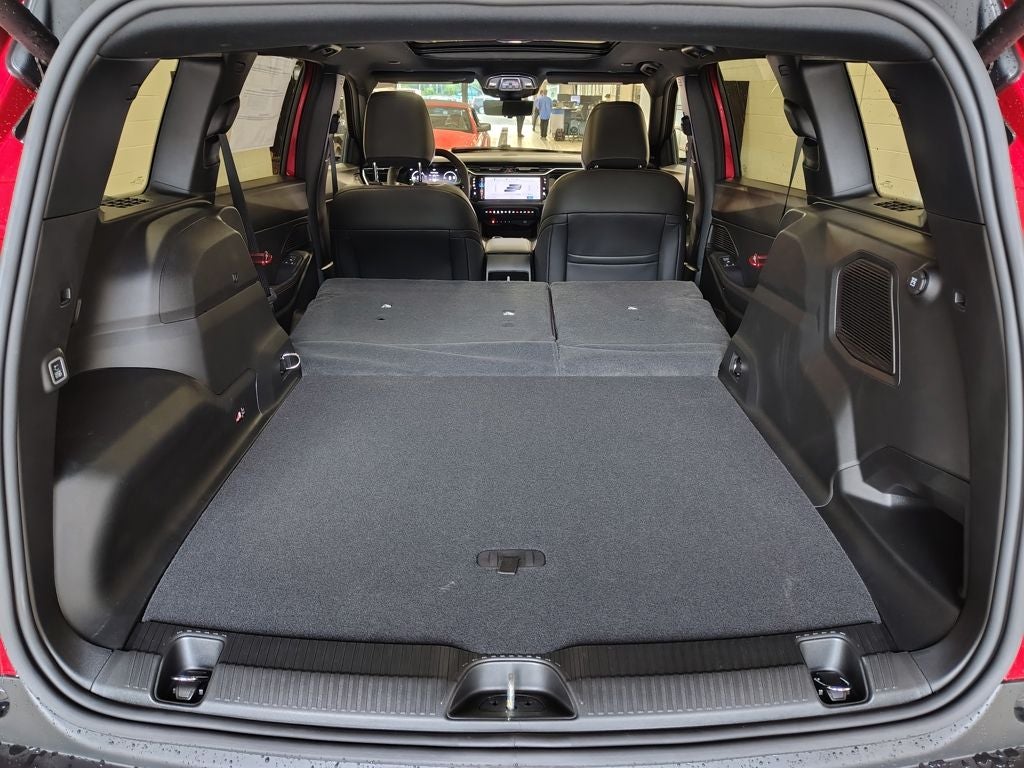 2026 Jeep Cherokee Overland