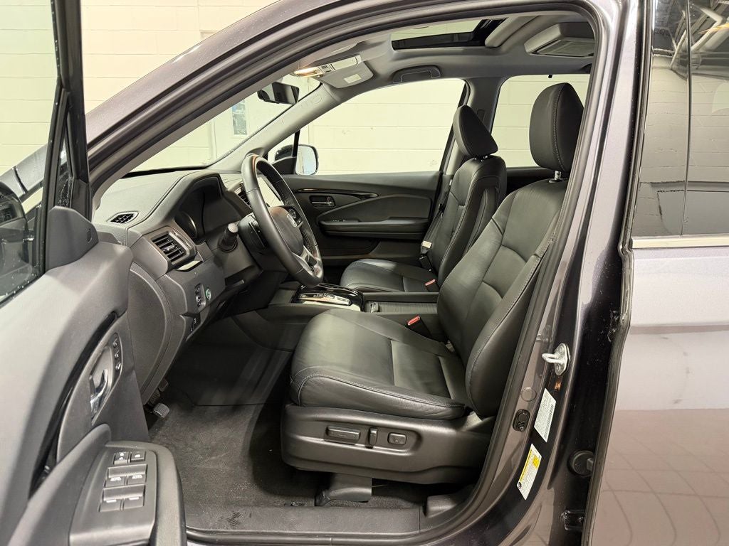 2022 Honda Pilot Touring 7 Passenger