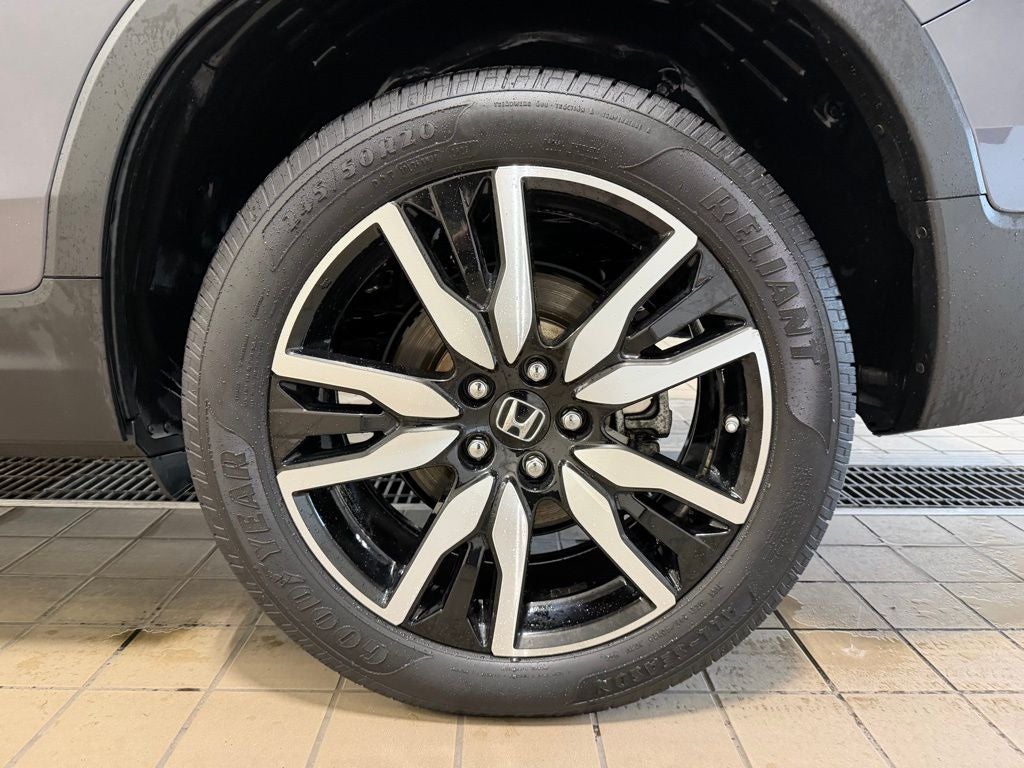 2022 Honda Pilot Touring 7 Passenger