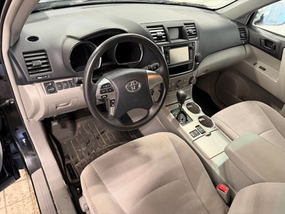 2013 Toyota Highlander Base Plus V6