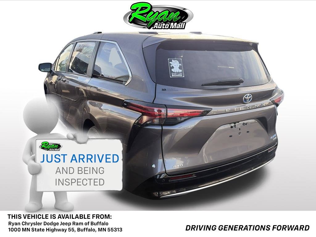 2023 Toyota Sienna Platinum 7 Passenger