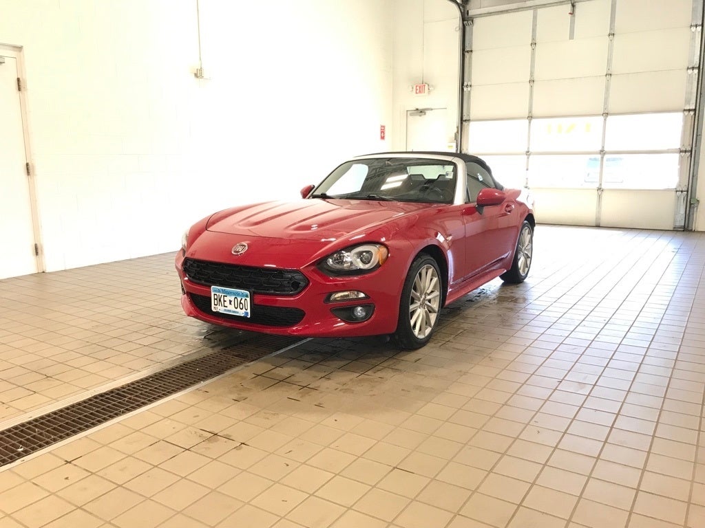Used 2017 FIAT 124 Spider Lusso with VIN JC1NFAEK9H0104919 for sale in Buffalo, Minnesota