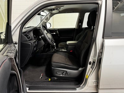 2024 Toyota 4Runner TRD Off-Road