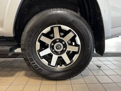 2024 Toyota 4Runner TRD Off-Road